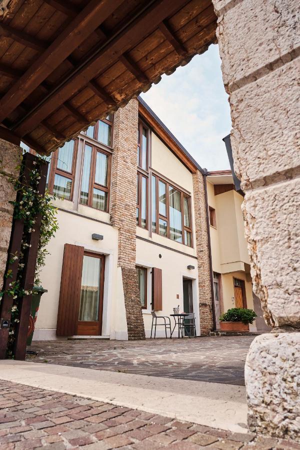 Bed and Breakfast Ad Sidera Pastrengo Exterior foto