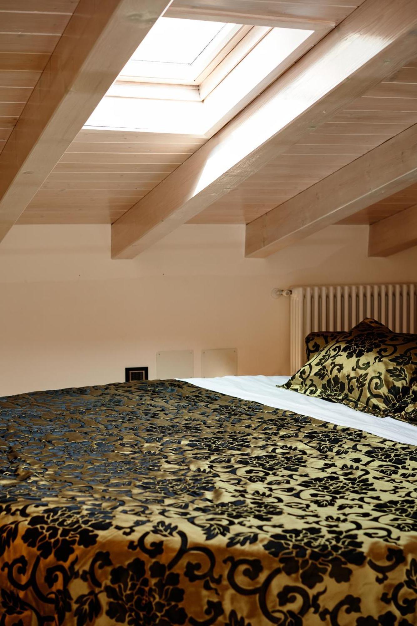 Bed and Breakfast Ad Sidera Pastrengo Habitación foto