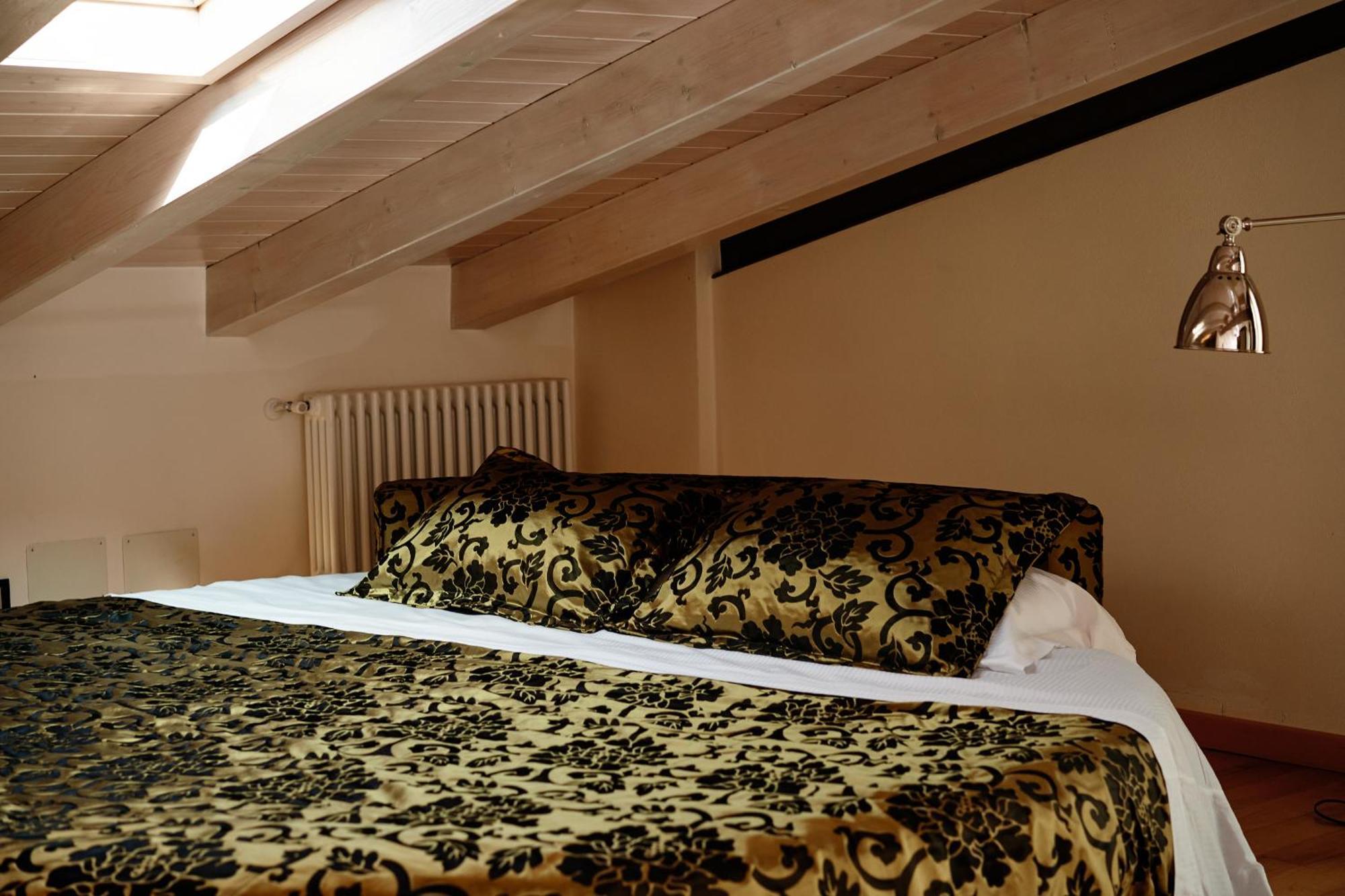 Bed and Breakfast Ad Sidera Pastrengo Habitación foto